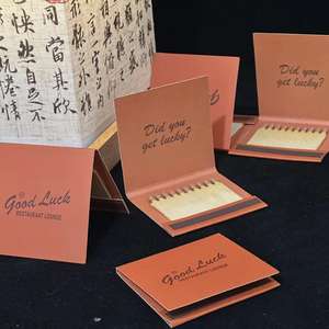 Couleurs allumettes <span class=keywords><strong>en</strong></span> <span class=keywords><strong>bois</strong></span> <span class=keywords><strong>de</strong></span> haute qualité Prix <span class=keywords><strong>de</strong></span> gros pas cher <span class=keywords><strong>en</strong></span> <span class=keywords><strong>vrac</strong></span> personnaliser logo style livre allumettes puce <span class=keywords><strong>de</strong></span> <span class=keywords><strong>bois</strong></span> pointe d'allumette personnalisée - Product Image 6