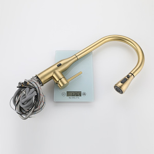 Gold-colored Stainless Steel Kitchen Faucet YQ50014F <b>Deck</b> Mounted Pull-out Spray Head Polished Surface - Product Image 1