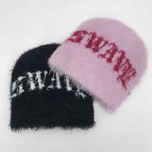 Cappello invernale in Mohair personalizzato cappello da esterno in materiale Mohair Unisex - Product Image 2