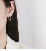 Boucles d'oreilles créoles unisexes tendance en argent sterling 925 plaqué or, style européen et américain, motif cercle géométrique enroulé, micro-incrustation