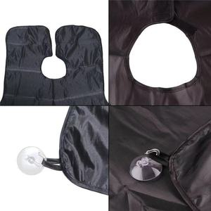 Tablier de rasage et de coiffage pour homme avec ventouse transparente - Product Image 3