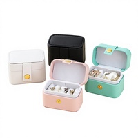 Boîte de rangement pour bijoux de mode, pour boucles d'oreilles et bagues, matériau PU, style classique et élégant, 6.5x5x4cm