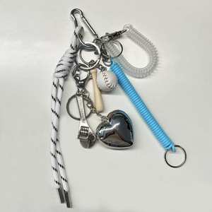 Ciondolo a Forma di Pallone da Basket Fatto a Mano, <span class=keywords><strong>Charm</strong></span> per Cordino di Coppia, Accessori Decorativi Carini per Borse - Product Image 3