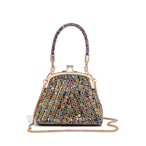 Sac <span class=keywords><strong>de</strong></span> soirée pour femme en strass, forme éventail, avec poignée diamantée et fermoir Kiss Lock, pour mariage et fête, avec chaîne amovible, sac à main bandoulière - Product Image 1