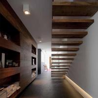 Australie flottant escalier en bois noir garde-corps en verre