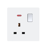 Prise murale universelle double pôle avec interrupteur lumineux 230V