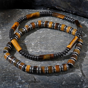 Bracciali Elastici da Uomo in Pietra Naturale all'Ingrosso: Occhio di Tigre e Ematite Stile Bohemien (Set da 2 Pezzi) - Product Image 3