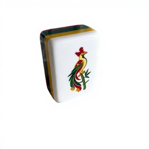Juego de Mahjong Americano Moderno de Lujo en Rosa y Blanco con 3 Fichas Acrílicas, Diseño Personalizado con Temática Navideña de Cascanueces - Product Image 3
