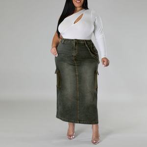 Jupe midi décontractée en jean délavé à fente décorative et bretelles pour femme grande taille, vente directe usine transfrontalière - Product Image 2