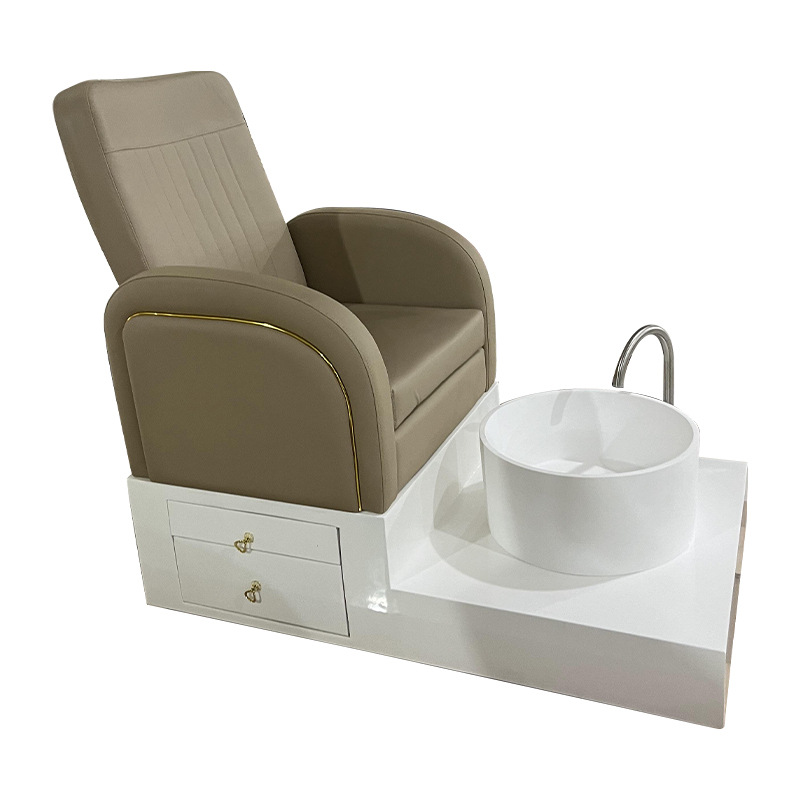 สีน้ำตาล