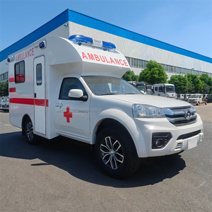 Nouveau camion ambulance pick-up diesel 4x4 à toit surélevé, manuel, LHD/RHD, fourni par le fabricant pour les opérations de sauvetage sur le terrain - Product Image 1