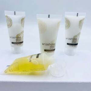 Ensemble <span class=keywords><strong>de</strong></span> produits <span class=keywords><strong>de</strong></span> toilette pour hôtel miniature bon marché avec logo personnalisé jetable, shampoing, <span class=keywords><strong>gel</strong></span> <span class=keywords><strong>douche</strong></span> - Product Image 5