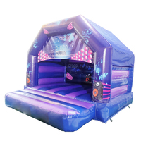 Terrain de jeu commercial personnalisable Jouets gonflables commerciaux Couleur bleue et violette Disco château gonflable