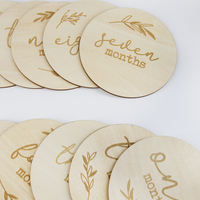 Disques en bois gravés pour les étapes mensuelles du bébé, cartes d'annonce de grossesse, autocollants de naissance pour nouveau-né, ensemble cadeau de fête prénatale