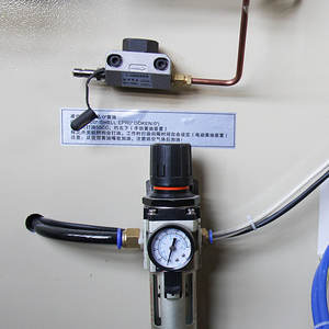 Hoge Precisie Hydraulische Stempelpersmachines Voor Metaalbewerking Met Kerncomponenten Motor En Plc - Product Image 6