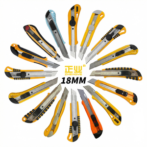 سكين متعدد الاستخدامات قابل للتخصيص بشفرة منزلقة من الفولاذ عالي الكربون 18 مم ومقبض من سبائك الألومنيوم والبلاستيك للقطع - Product Image 1