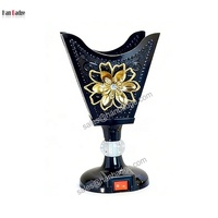 Brûleur d'encens en bois de santal de qualité supérieure avec un design floral en métal à quatre coins pour une utilisation en intérieur