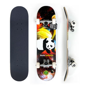 Tabla de Skateboard Profesional Completa de 7 Capas de Madera de Arce para Deportes Extremos y Actividades al Aire Libre - Product Image 3