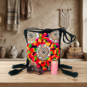 Bolso de Mano Bohemio para Mujer, Estilo Gitano, Bordado a Mano, Lona, Forro de Cuero Genuino, Logotipo, Decoración con Pompón, Cierre de Cremallera - Product Image 4