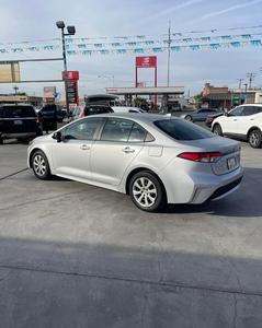 Toyota Corolla LE SUV Automatique 4L Gauche AWD Cuir R16 ACC d'occasion 2011 - Product Image 3