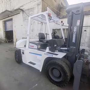 מלגזות TCM FD70Z8 משומשות במשקל 7 טון עם הזזה צידית, מלגזות 7 טון, מנועי דיזל במשקלים 5, 7 ו-10 טון זמינות למכירה - Product Image 5