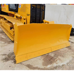 รถดันดินตีนตะขาบ Caterpillar D5K สีเหลือง ใบมีดดันดินสำหรับงานหนัก อุปกรณ์ก่อสร้าง น้ำหนัก 9500 กก. ความสามารถในการดันดิน 2 เมตร - Product Image 3