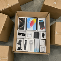 Vendeur en ligne de palettes d'électronique en gros, appareils et accessoires mixtes, stocks excédentiers, distribution pour revendeurs, offres mondiales