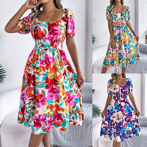 Primavera ed estate per il tempo libero fiori con colletto quadrato <span class=keywords><strong>A</strong></span> manica corta con rifiniture in vita <span class=keywords><strong>A</strong></span> linea gonna da donna - Product Image 1