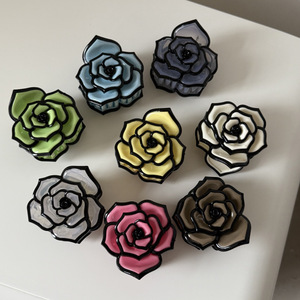 <b>Sweet</b> Cute Daisy Unisex Hawaiian Floral Small 6cm Daily Use Tropical <b>Flower</b> Rose Plastic Hair Clip - Product Image 1