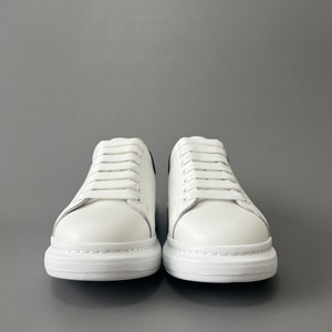 Nouveauté 2024, baskets plateforme unisexes, chaussures plates en cuir blanc et noir, grandes tailles 35-45, style designer, chaussures de skate - Product Image 1