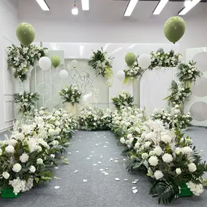 Forêt verte et belle décoration de mariage mur de fleurs