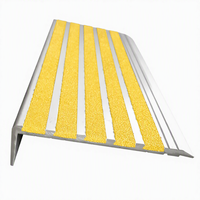 Profilés de marche d'escalier antidérapants en marbre, disponibles en plusieurs couleurs, pour l'extérieur et la sécurité