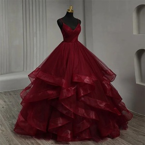 S3922L 2026 Nuovo Abito da Sera Retrò Rosso Vino, Minimalista ed Etereo, per Servizi Fotografici di Viaggio, con Sexy Scollatura a V Profonda - Product Image 4