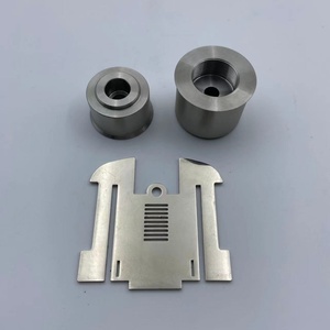 Produits prototypes, tournage sur tour, acier inoxydable, fraisage sur mesure, tournage de précision, métal, aluminium, pièces CNC personnalisées, usinage - Product Image 1