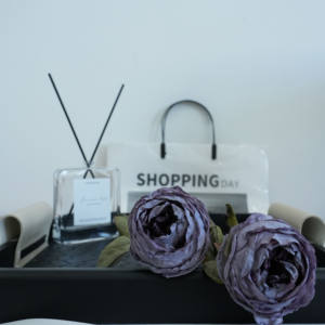 Fabricantes De Flores Artificiais Queimar Seco Cinco Cabeças Rosas Flores Decoração De Casa Decoração De Casamento Por Atacado - Product Image 4