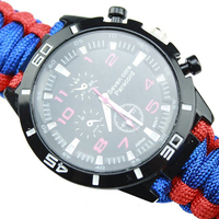 Montre-bracelet tressée multifonctionnelle en paracorde à sept cœurs Montre étanche à boussole Sifflet d'extérieur pour hommes avec allume-feu en silex
