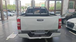 Véhicule utilitaire diesel d'<span class=keywords><strong>occasion</strong></span> ISUZU D-MAX 1.9T 163 ch, 4 portes, 5 places, en promotion - Product Image 4