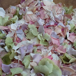 Splendidi <span class=keywords><strong>confetti</strong></span> combinati su misura di fiori di ortensie e petali di rosa fatti di fiori naturali secchi per il matrimonio e la festa - Product Image 5