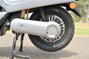 Potente Scooter de 800W para Adultos, Doble Freno, Diseño Plegable, Neumáticos, Rango de 35KM/H-40KM, 25ah 30ah 40ah - Product Image 6