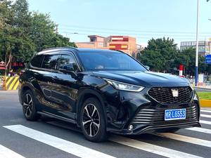 Toyota Crown Kluger Híbrido <span class=keywords><strong>2022</strong></span>, 2.5L, 192 CV, Tracción en las Cuatro Ruedas, Premium - Silenciosidad a Nivel de Crown, Autonomía Híbrida de Más de 1000 km, Tracción en las Cuatro Ruedas E-Four - Product Image 3