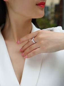 Queen Crown S925 cincin pernikahan perak wanita, pita berlian Moissanite untuk wanita elegan dan mewah - Product Image 4