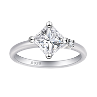 Großhandel 925 Sterling Silber Rhodium-Plattiert Prinzessinnen-Schliff CZ Krappenfassung Damen Verlobungsring Valentinstag Geschenk für Frauen