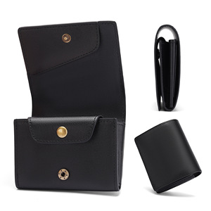 Cartera Multifuncional Estilo Japonés Negra de Cuero Genuino con Bloqueo RFID Unisex para Uso Diario - Product Image 1