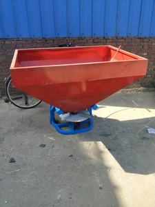 500L toma de fuerza del tractor de un solo disco fertilizante esparcidor de sal estabilizador - Product Image 5