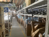 Pièces détachées automobiles neuves et d'occasion en stock : calandre avant, hayon, jantes, capot, portes, garde-boue, clés, accessoires automobiles pour Jetour T1 2025 2026