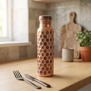 Botella de Agua Daystar de Cobre con Diseño Martillado, Portátil, con Asa de Viaje, Clásica, Ergonómica, 34 oz, para Oficina, Tapa Libre de BPA, Mantiene las Bebidas Frías/Calientes - Product Image 3