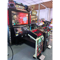 Grande salle de jeux vidéo, salle de jeux d'arcade, simulation de tir au pistolet, machine de jeu d'arcade, divertissement commercial à pièces