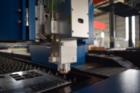 Machine de découpe laser à fibre industrielle pour tôles métalliques 1500x3000mm, découpeuse laser CNC
