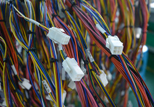 PVC PTFE/ナイロン絶縁ワイヤーハーネスケーブルアセンブリJST 2/4/8ピンファストオンターミナルトラック用オートバイ用途 - Product Image 5