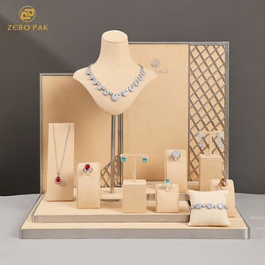 Support d'exposition de bijoux personnalisé Zebo, nouveau design, ensembles d'exposition de bijoux en cuir PU beige pour bagues, boucles d'oreilles, ensembles d'exposition de vitrine - Product Image 1